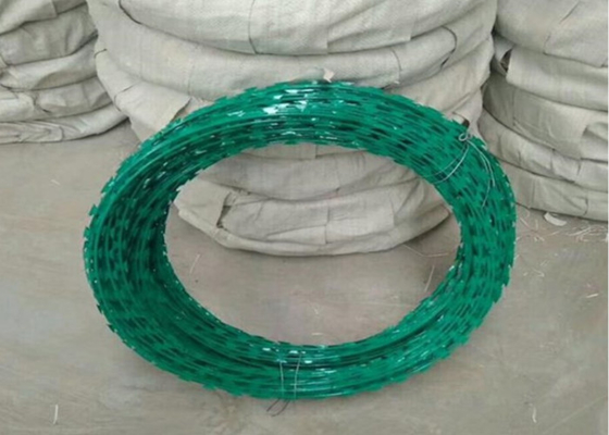 녹색 430 스테인리스 면도칼 코일 가시철사 450mm 높은 보안