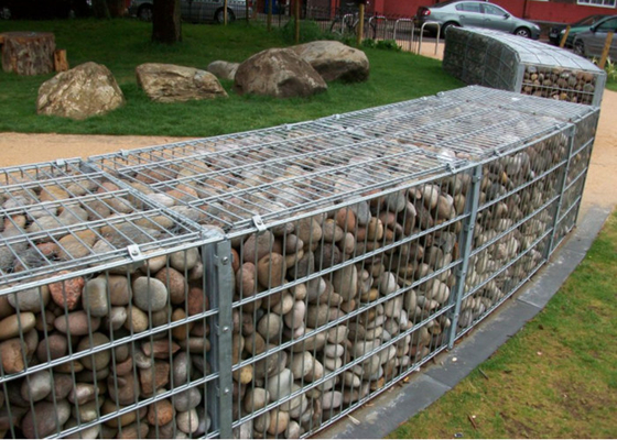 Gabion 바구니 1x1x0.5m 5x10cm를 위한 95% Zic에 의하여 용접되는 끈으로 묶는 철사