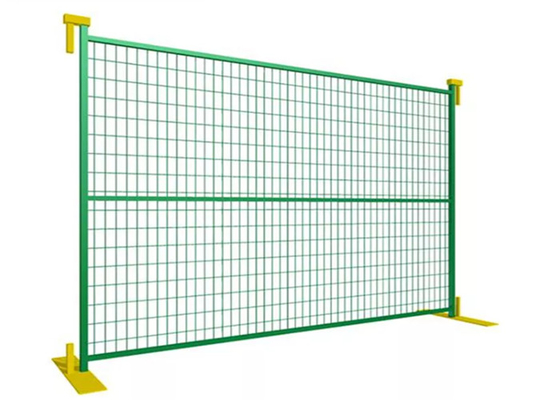야외인 푸른 캐나다 간이 공사 펜스 패널 60x150mm 표준 메쉬 크기